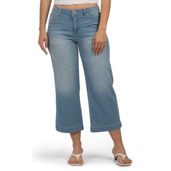 D. Jeans Pants - NWT d. jeans Light Wash High Rise Stretchy Wide Leg Cropped Jeans Size 12